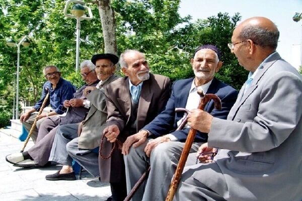 افزایش حقوق بازنشستگان و کارمندان منتفی شد؟