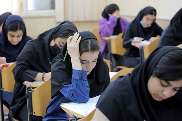 مورد عجیب کنکور ۱۴۰۳/ رتبه‌های برتر سهم دانش‌آموزان سمپاد و غیرانتفاعی