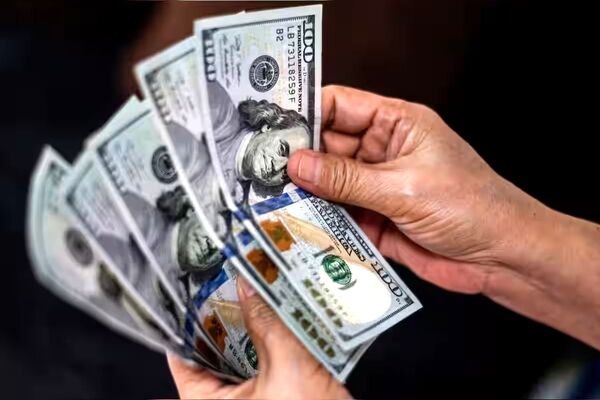 تغییر فاز نرخ دلار مبادله‌ای طی ۲ماه