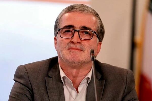 انتقاد از برخورد با واحدهای صنفی به دلیل حجاب 