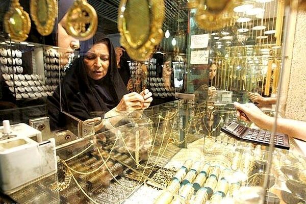 کشف فرارهای مالیاتی طلافروشان / فضای غیرشفاف بازار زرگران