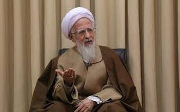 انتقاد تند یک مرجع تقلید از اقتصاد دستوری/ اقتصاد که راهپیمایی نیست با سفارش و دعوت حل شود