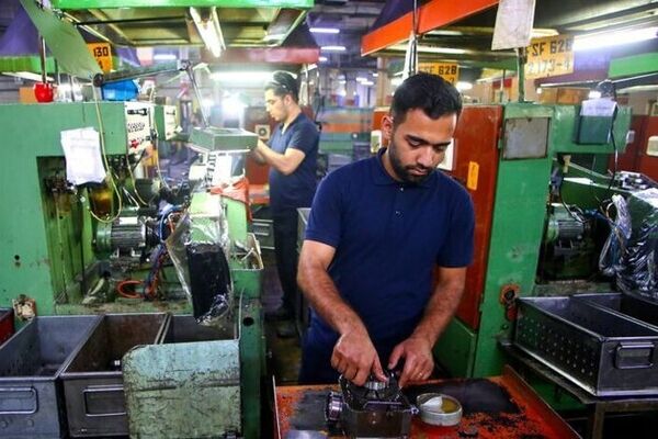 شکست طرح «ساماندهی کارکنان دولت»/حقوق کارگران در جیب پیمانکاران