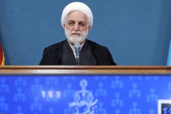 ۴۵ نفر در رابطه با چای دبش تفهیم اتهام شده‌اند

