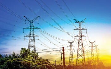 بحران کمبود برق کارخانه این خودروسازی را تعطیل کرد