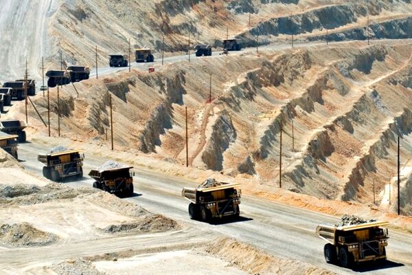 آیا واگذاری پر شبهه 6 هزار معدن ، در دولت سیزدهم از سر گرفته می شود