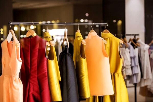 عرضه پوشاک در نمایشگاه‌های بهاره زیر قیمت بازار 