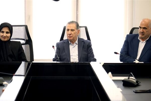لعیا جنیدی دبیرکل مرکز داوری اتاق ایران شد