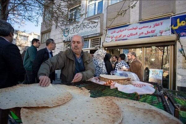گرانی نان ارتباطی با قیمت آرد ندارد