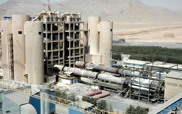 ممنوعیت استفاده از مازوت در کارخانجات سیمان نزدیک کلان‌شهرها