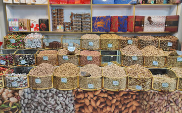 هزینه سفره شب یلدا برابر با یک سوم حقوق کارگران