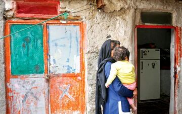 زندگی 670 میلیون نفر از جمعیت جهان در فقر شدید/اقتصادجهان زیر آور جنگ + نمودار
