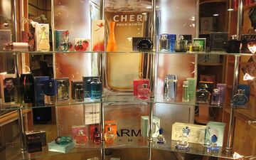 مانور عطرهای قاچاق و تقلبی در بازار