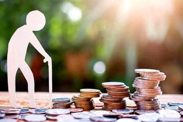 آب پاکی روی دست بازنشستگان تامین اجتماعی/ متناسب سازی فقط برای حقوق بازنشستگان دولت است 
