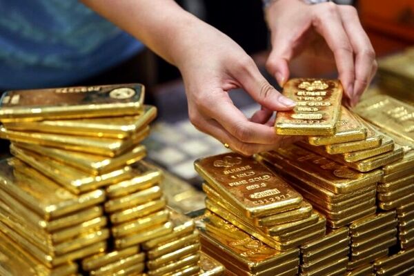 فروش 71 کیلوگرم شمش طلا در حراجی بیست و هشتم