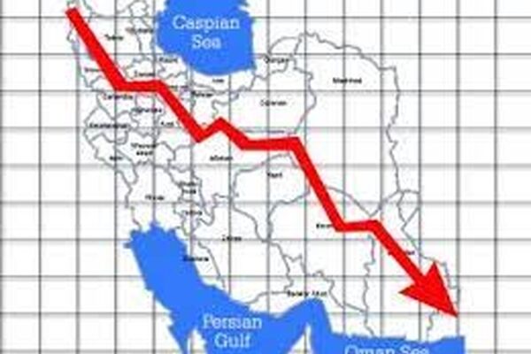 بازی قیمت‌ها مشکلات اقتصادی را حل نمی‌کند/ با خصوصی‌سازی، ناکارآمدی را قانونی می‌کنند 