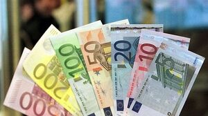 عبور قیمت یورو از مرز ۳۰۰هزار تومان