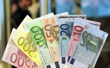 صعود قیمت دلار، یورو و پوند در بازار