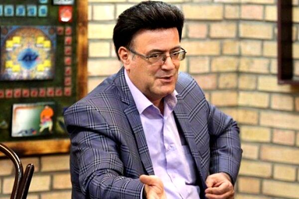 فرزین در دوراهی استعفا یا تضعیف استقلال بانک مرکزی