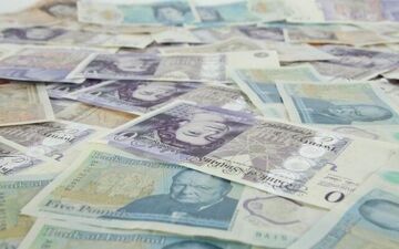 پیشتازی پوند و یورو در بازار ارز