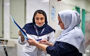 تبدیل وضعیت پرستاران شرکتی و قراردادی/«فوق‌العاده خاص» پرستاران چقدر می‌شود؟