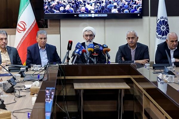 دولت چهاردهم رغبت به سرمایه‌گذاری را افزایش دهد