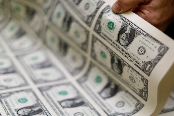 دولت بعدی باید کدام سیاست ارزی را پیش بگیرد؟