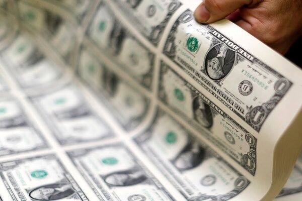 دولت بعدی باید کدام سیاست ارزی را پیش بگیرد؟