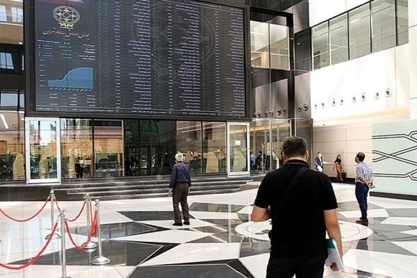 وضعیت قرمز در بازار سرمایه / نوسان شاخص کل بورس طی یک هفته + جدول 