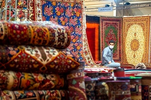 آمار تکان‌دهنده از کاهش تعداد قالیبافان بیمه شده در کشور 