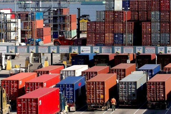 صادرکنندگان به ازای هر یورو صادرات چقدر باید ریال بپردازند؟