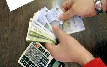 اعلام زمان دقیق واریز حقوق بازنشستگان/حساب کارمندان دولت کی شارژ می‌شود؟