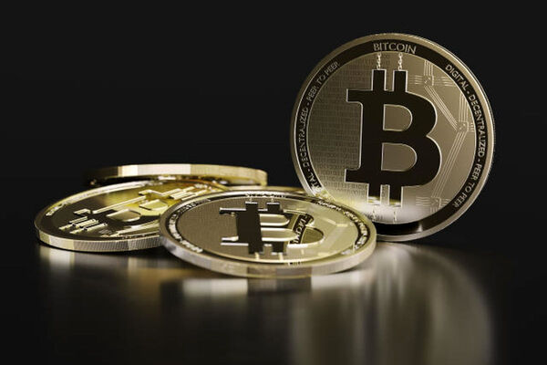 قیمت بیت‌کوین آماده رکوردشکنی جدید 