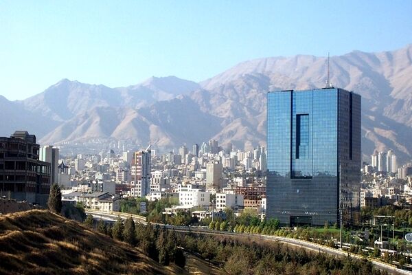 بانک‌ها بزرگترین خریداران املاک و مستغلات/ راهکاری برای ممانعت از ورود نظام بانکی به بازار مسکن وجود ندارد