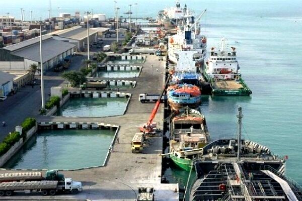 احداث بندرگاه در بندر خمیر برای صادرات مواد معدنی