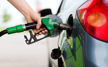 آمار تکان‌دهنده از مصرف بنزین/مقصد ۱۲.۵میلیارد لیتر بنزین کجاست؟