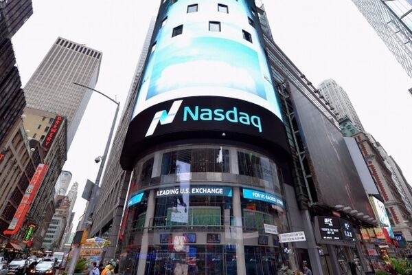 اولین سقوط هفتگی نزدک در 2023