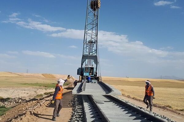حمایت بانک ایران زمین از یک ‌‏‌ابرپروژه ریلی